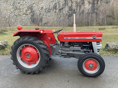Massey ferguson 135 tractor - ferguson,