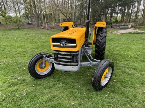 Massey ferguson 135 - ferguson,